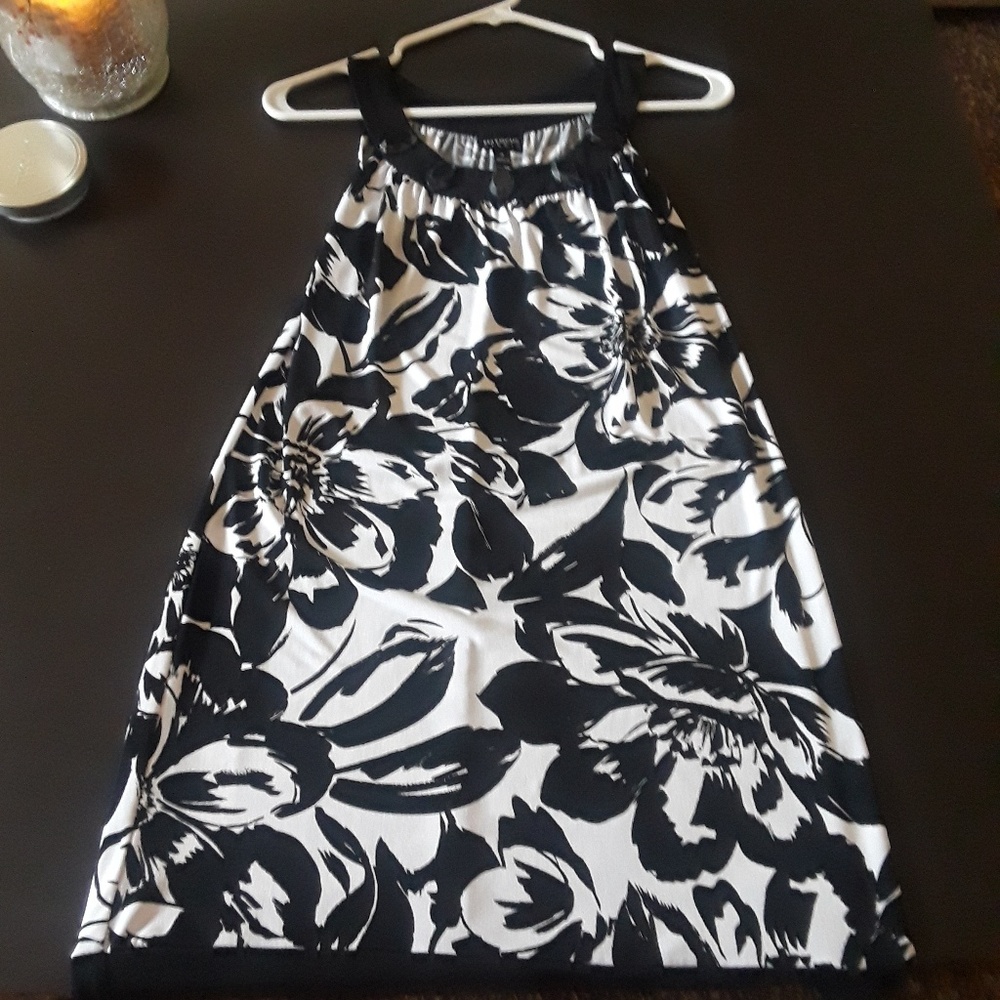 Women dress